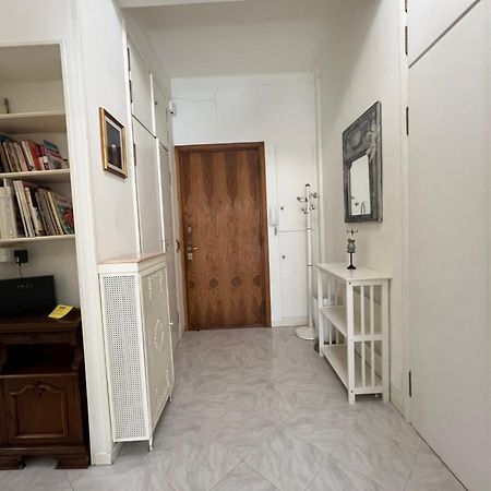 Ampio Appartamento Centrale San Remo Buitenkant foto