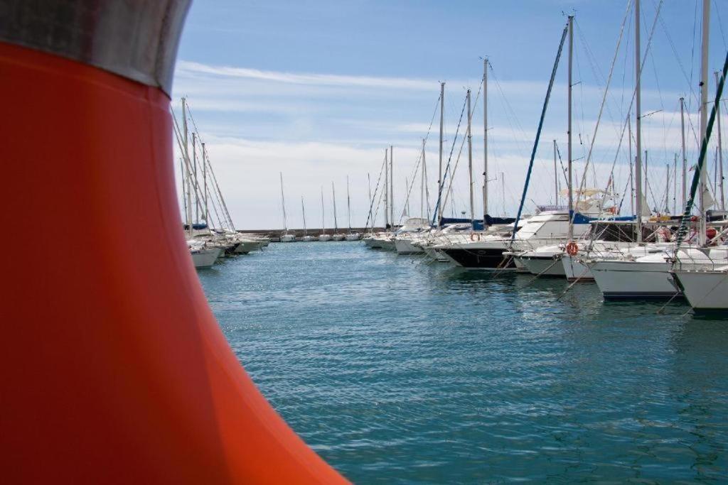 Ampio Appartamento Centrale San Remo Buitenkant foto