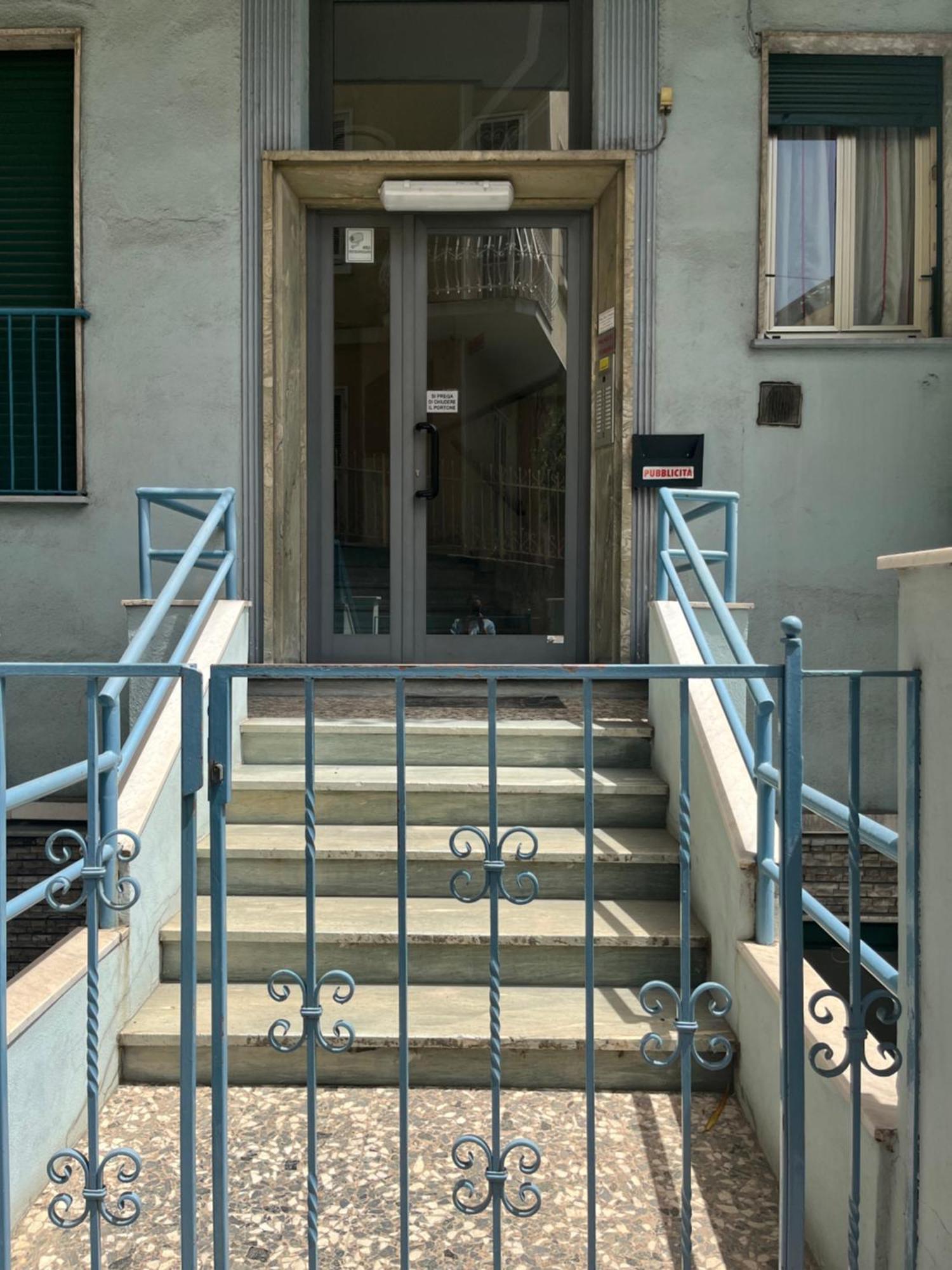 Ampio Appartamento Centrale San Remo Buitenkant foto