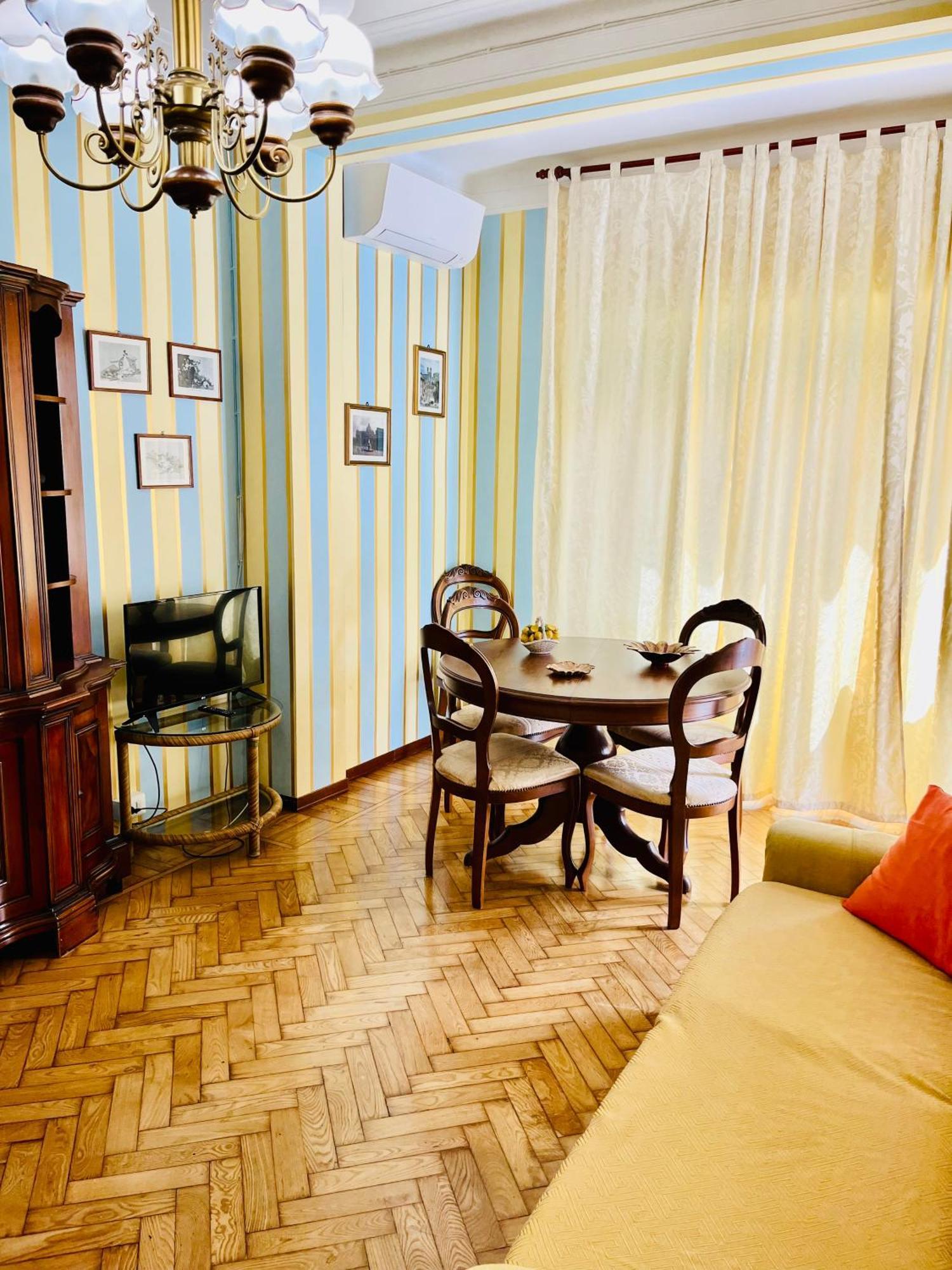 Ampio Appartamento Centrale San Remo Buitenkant foto